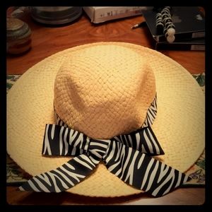 Straw Summer Hat Wide Brim Zebra Ribbon